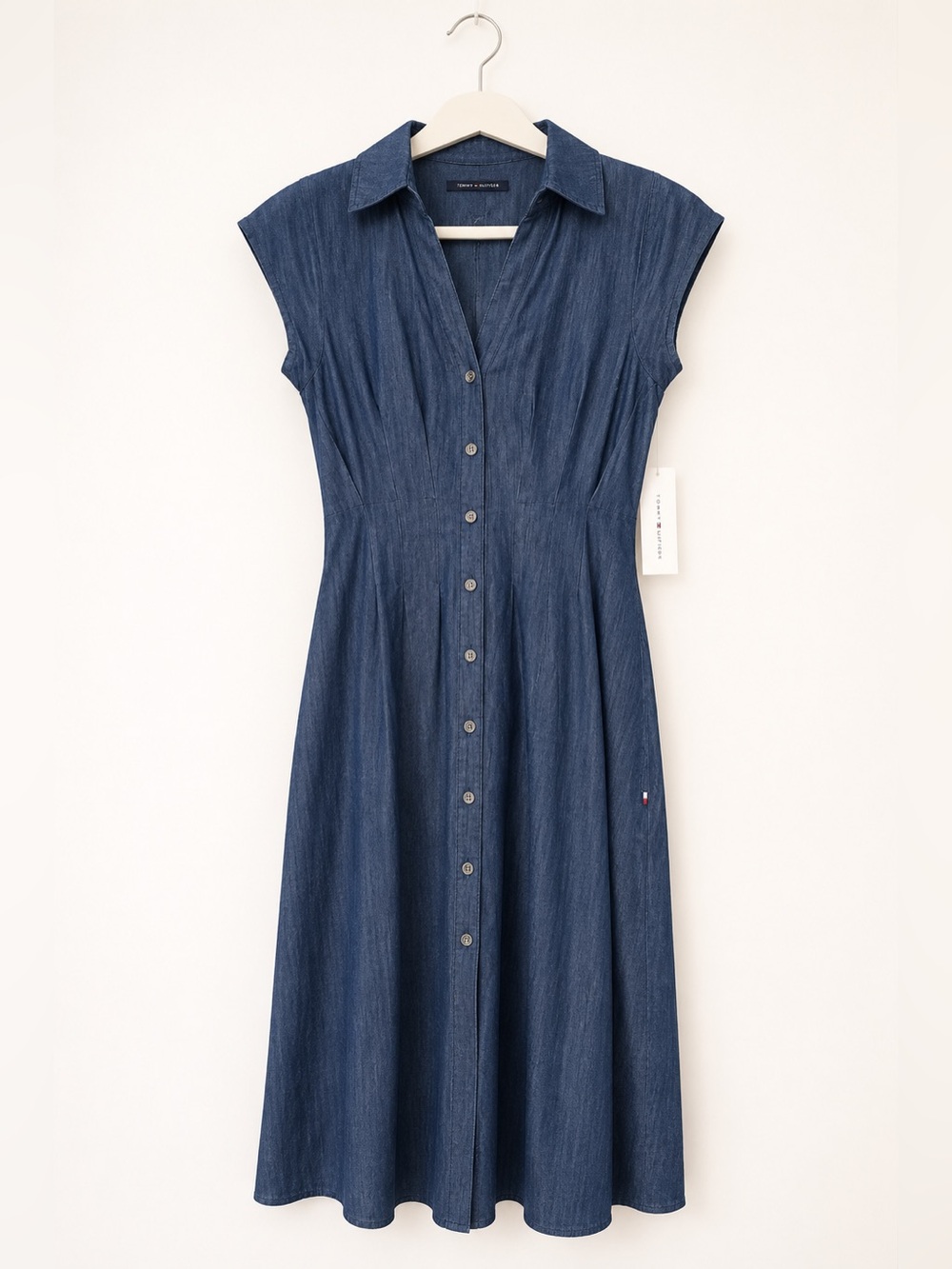 NWT Tommy Hilfiger Chambray Shirt Dress Size 2 Button Front Midi $129